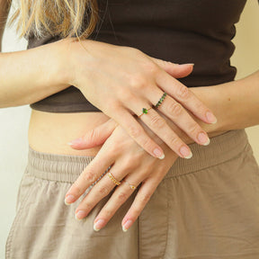 Peggy Oval Chrome Diopside ring | 9K